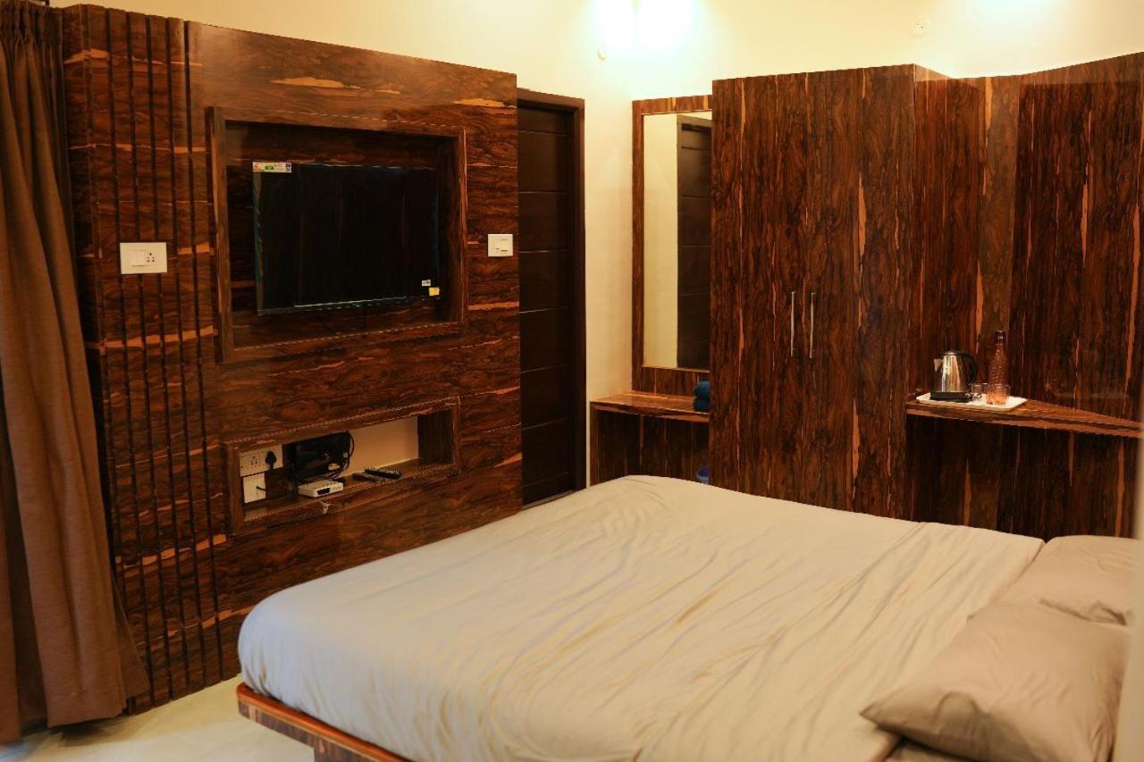 Melody Inn Luxury Home Stay イェールカードゥ エクステリア 写真