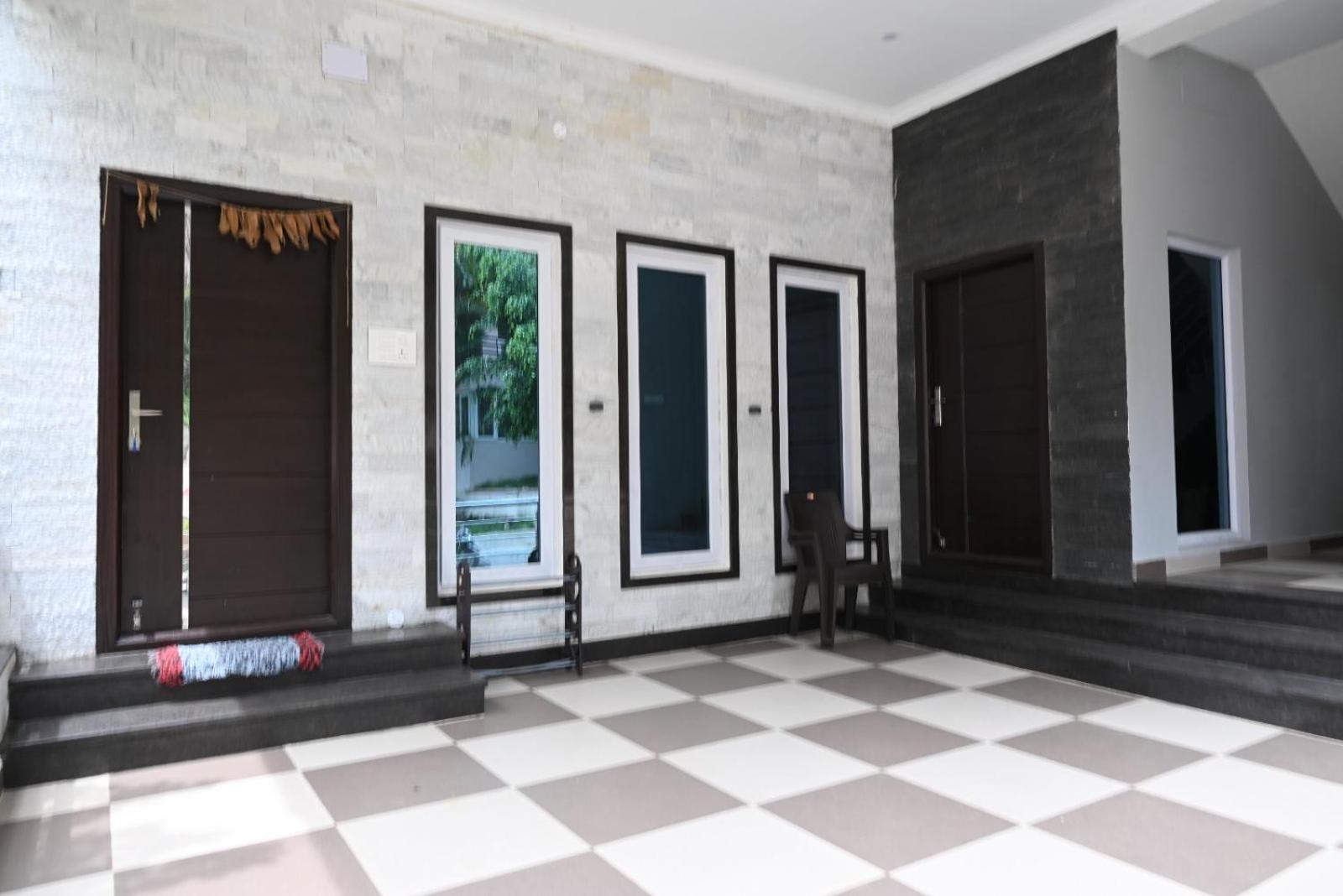 Melody Inn Luxury Home Stay イェールカードゥ 部屋 写真